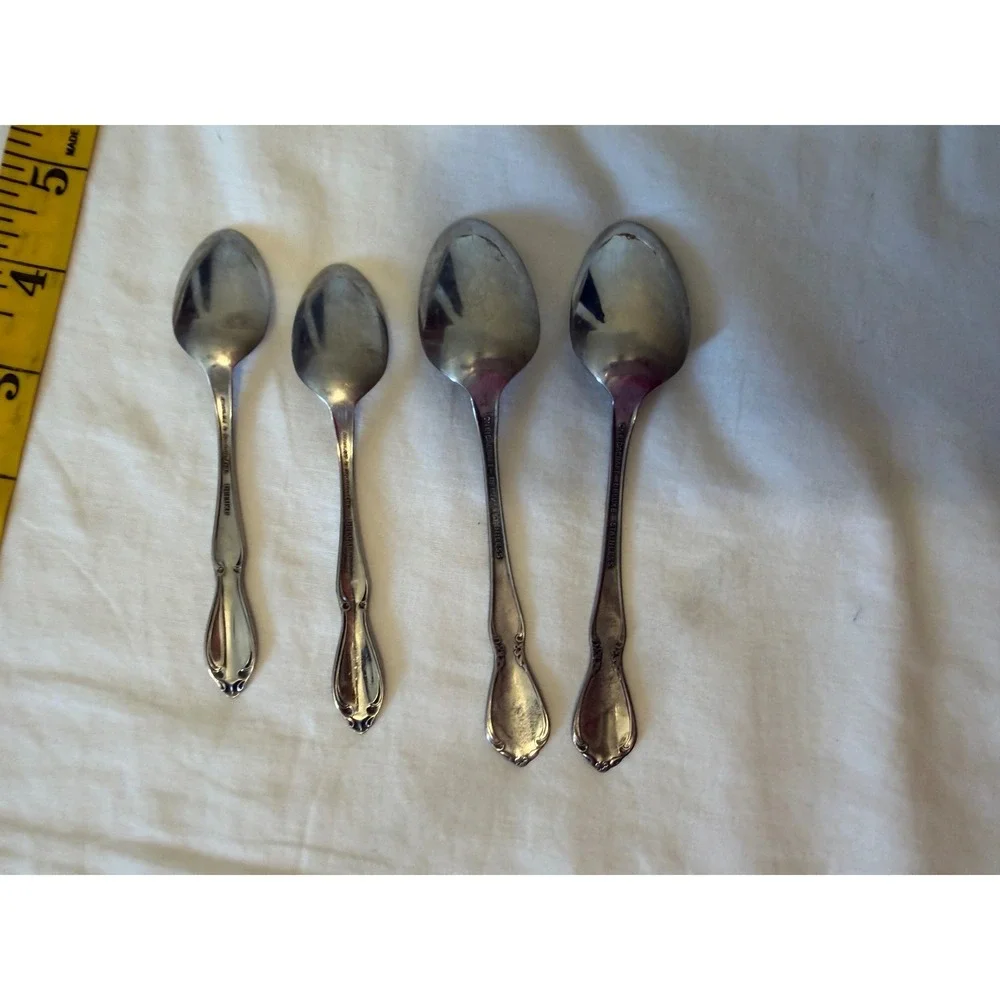 Oneida Chateau Deluxe Stainless Steel Spoons Set of 4 Teaspoons Small